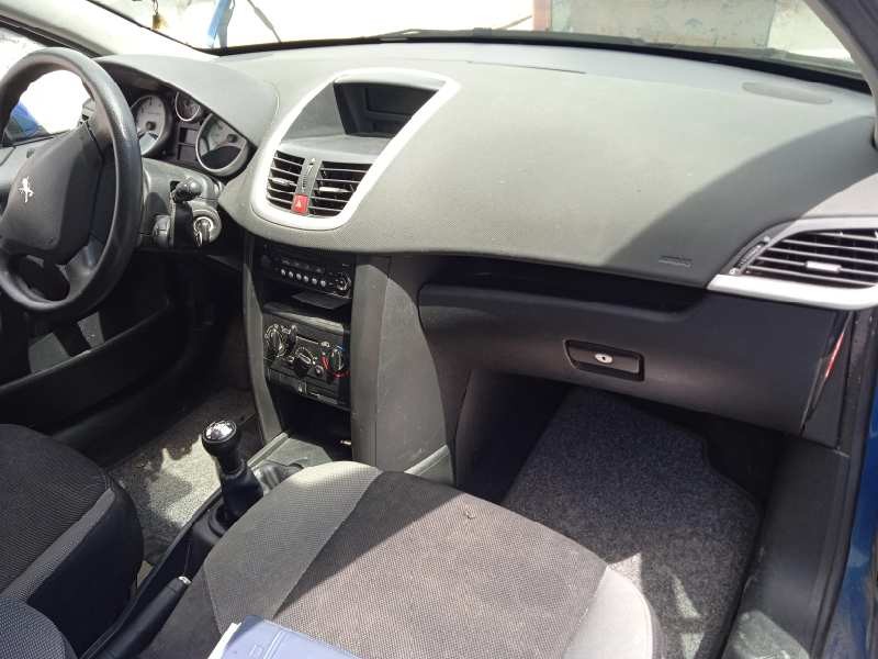 peugeot 207 del año 2007