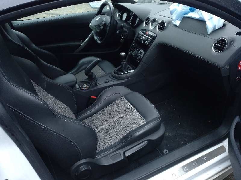 peugeot rcz del año 2013