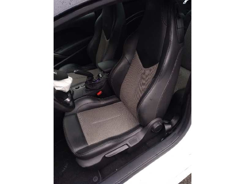 peugeot rcz del año 2013