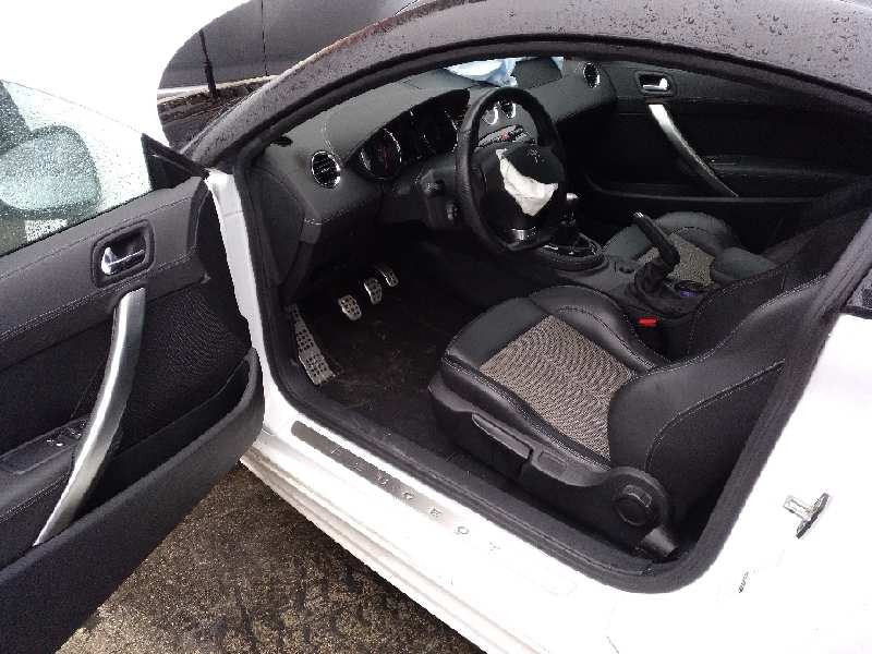 peugeot rcz del año 2013