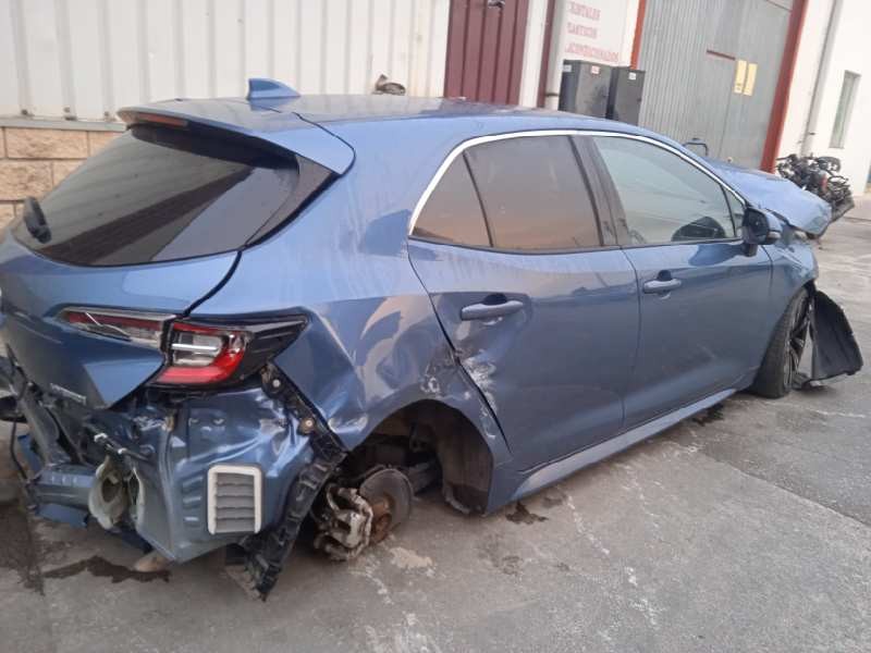 toyota corolla (e21) del año 2022