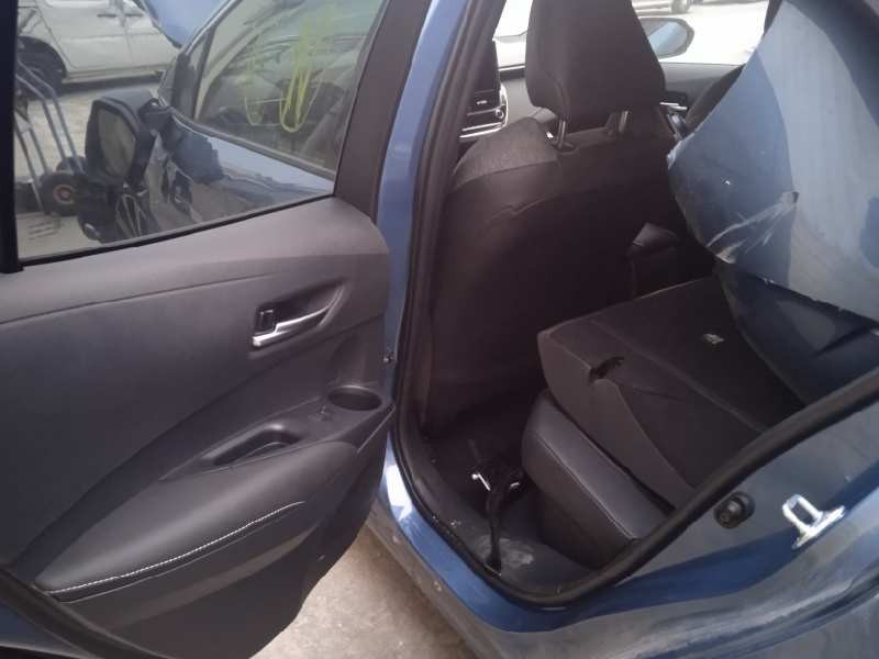 toyota corolla (e21) del año 2022