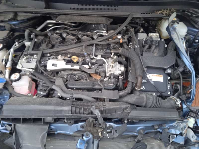 toyota corolla (e21) del año 2022