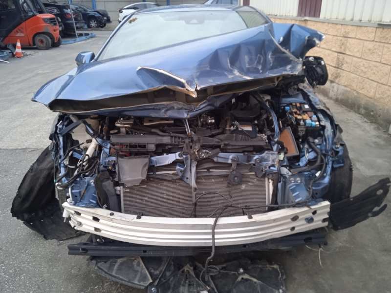 toyota corolla (e21) del año 2022