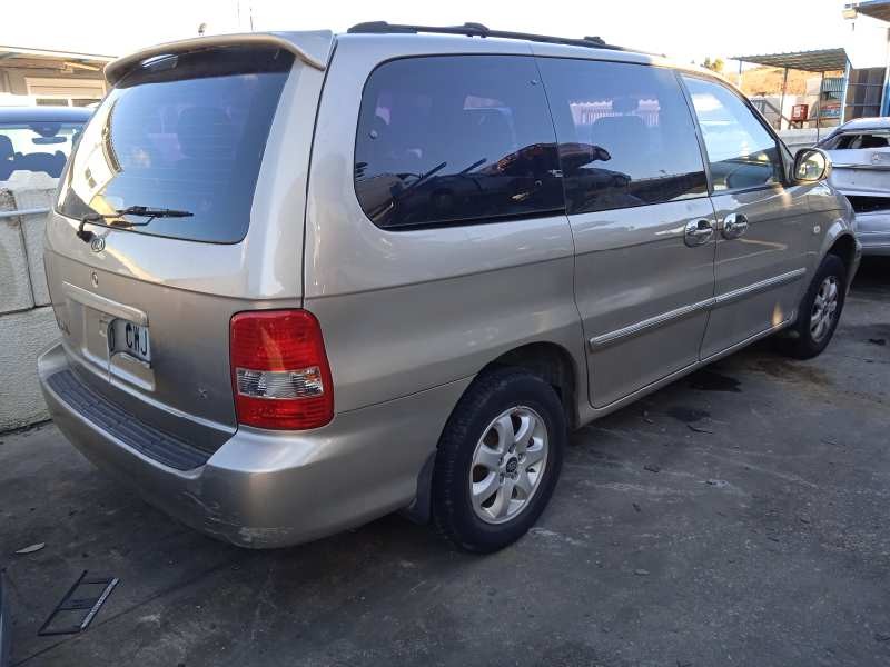 kia carnival ii del año 2003