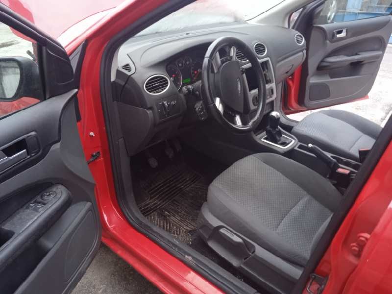 ford focus berlina (cap) del año 2007