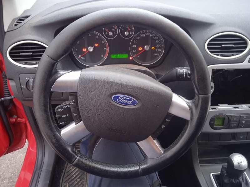 ford focus berlina (cap) del año 2007