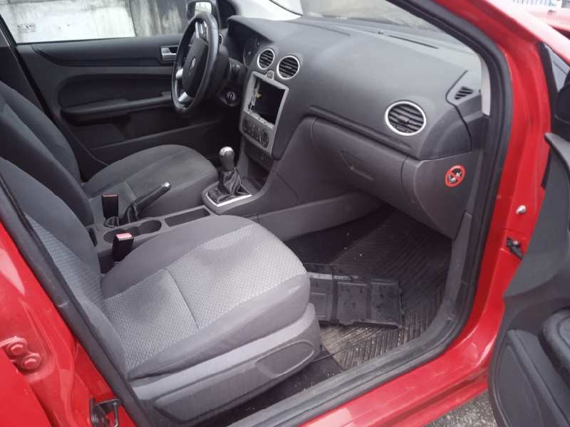 ford focus berlina (cap) del año 2007