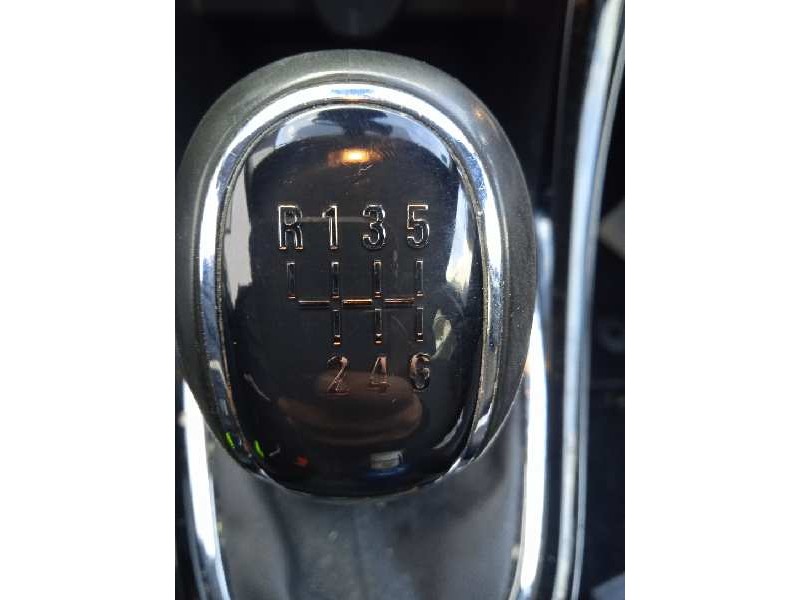 opel astra j sports tourer del año 2015