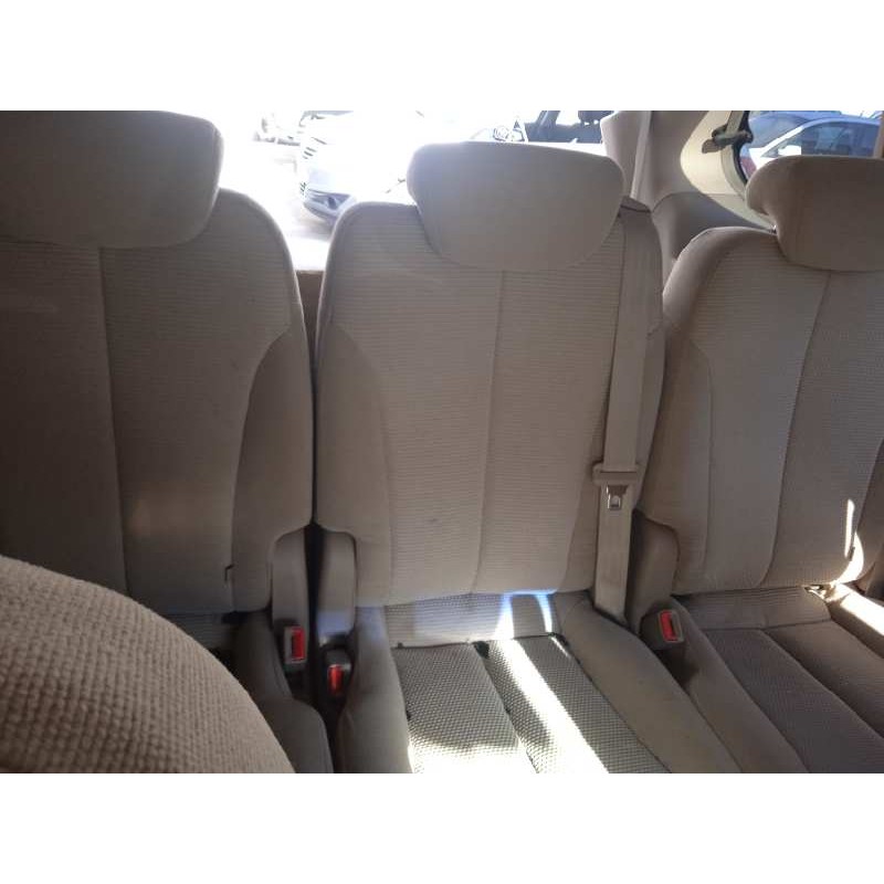 kia carnival del año 2009