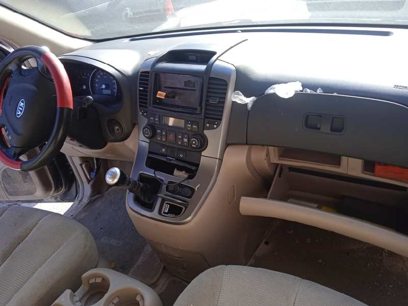 kia carnival del año 2009