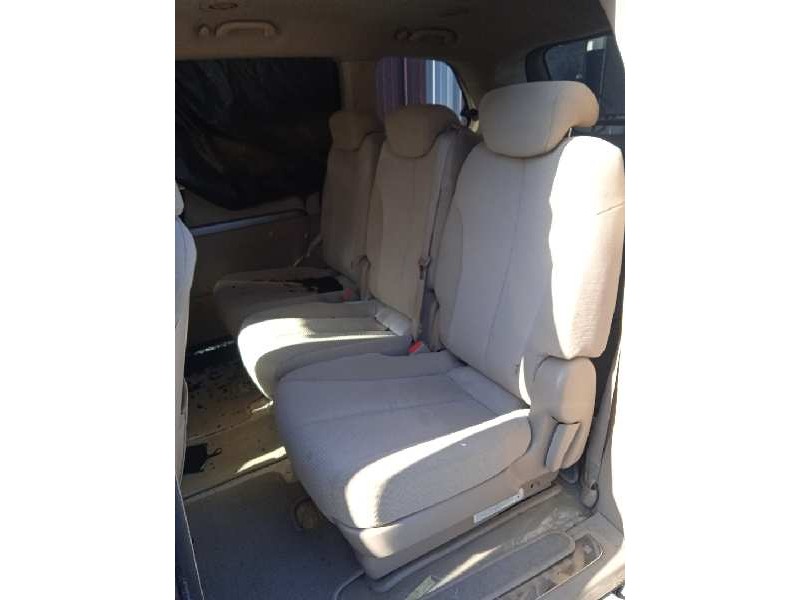 kia carnival del año 2009