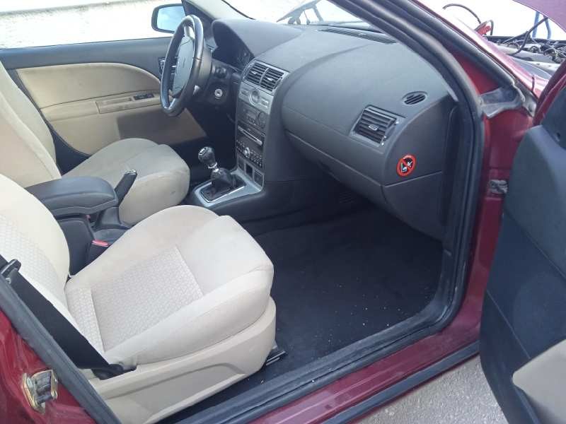 ford mondeo berlina (ge) del año 2005