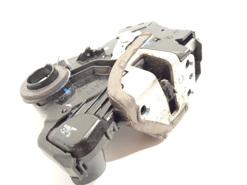 Recambio de cerradura puerta delantera izquierda para toyota verso active referencia OEM IAM 6904002210  