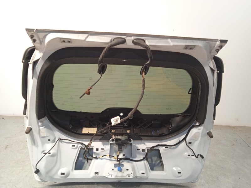 Recambio de porton trasero para ford kuga (cbv) trend referencia OEM IAM 1747663 P8V41S40410AH 