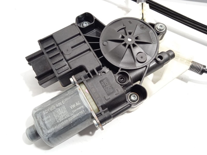 Recambio de elevalunas delantero derecho para volkswagen polo 1.0 tsi referencia OEM IAM 2G4837462B 2Q1959406E 