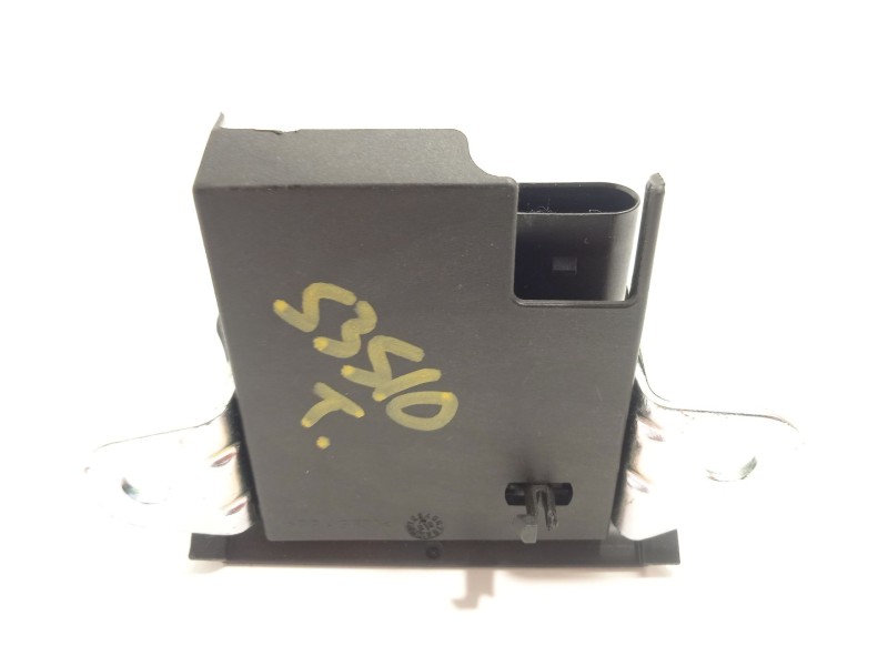 Recambio de cerradura maletero / porton para volkswagen polo 1.0 tsi referencia OEM IAM 2G6827505B  