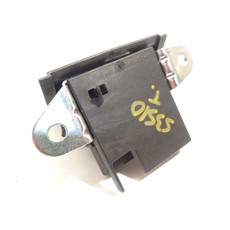 Recambio de cerradura maletero / porton para volkswagen polo 1.0 tsi referencia OEM IAM 2G6827505B  