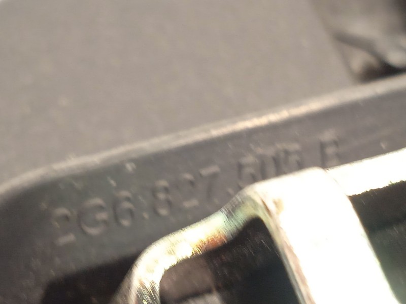 Recambio de cerradura maletero / porton para volkswagen polo 1.0 tsi referencia OEM IAM 2G6827505B  