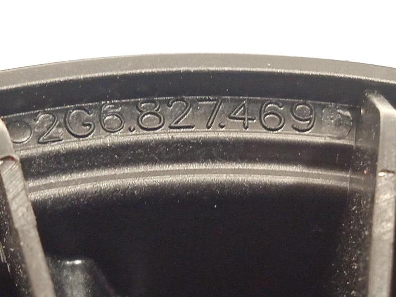 Recambio de maneta exterior porton para volkswagen polo 1.0 tsi referencia OEM IAM 2G6827469  