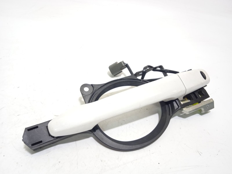 Recambio de maneta exterior delantera derecha para mitsubishi asx 2.0 mivec cat referencia OEM IAM 5716A014WB  