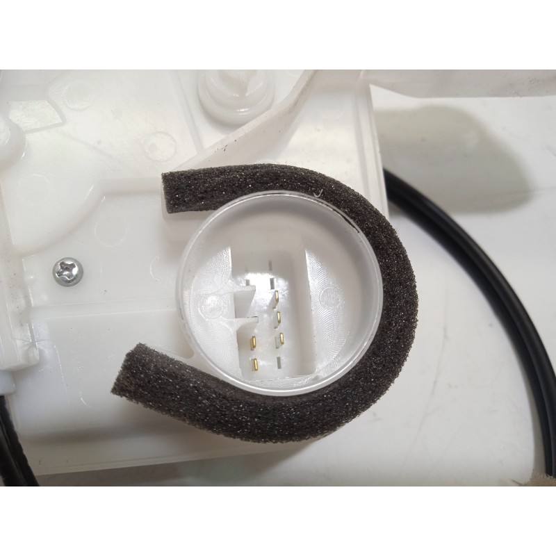 Recambio de cerradura puerta delantera izquierda para mitsubishi asx 2.0 mivec cat referencia OEM IAM 5715A739  