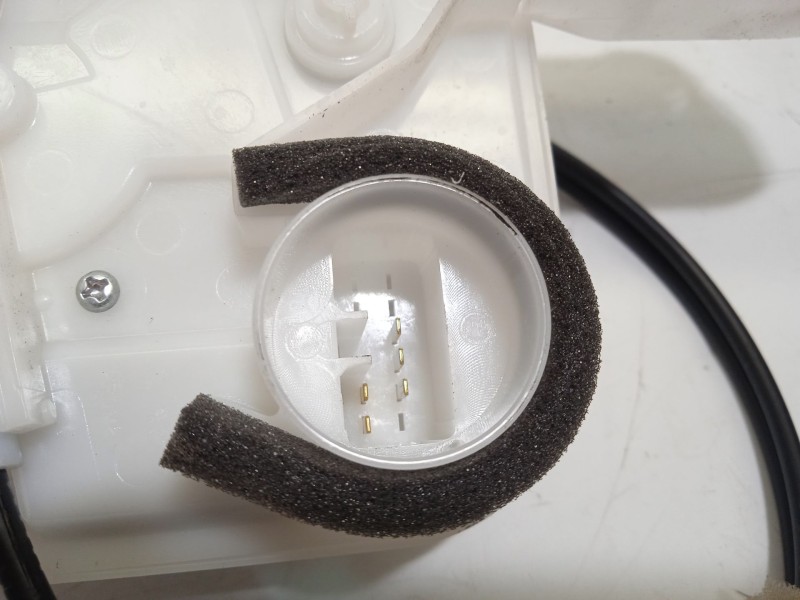 Recambio de cerradura puerta delantera izquierda para mitsubishi asx 2.0 mivec cat referencia OEM IAM 5715A739  