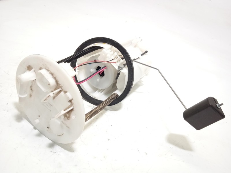 Recambio de bomba combustible para mitsubishi asx 2.0 mivec cat referencia OEM IAM 1760A156  1019620653