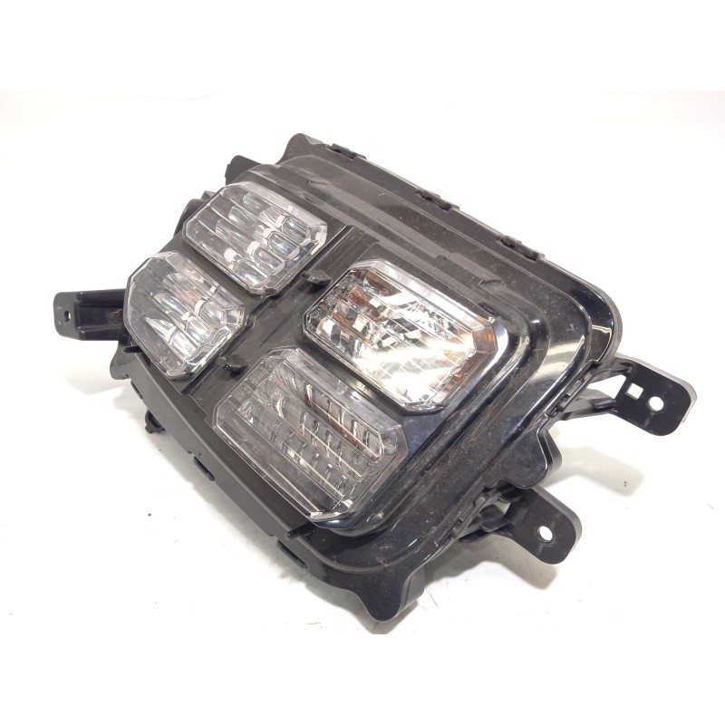 Recambio de faro antiniebla derecho para mitsubishi asx 2.0 mivec cat referencia OEM IAM 8315A084  