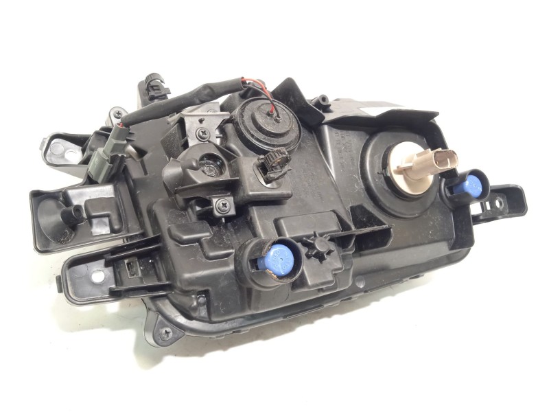 Recambio de faro antiniebla derecho para mitsubishi asx 2.0 mivec cat referencia OEM IAM 8315A084  