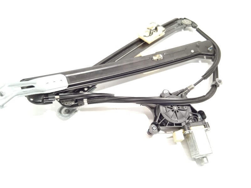 Recambio de elevalunas delantero derecho para skoda karoq (nu) 2.0 tdi referencia OEM IAM 5Q0959802B 575837462A 