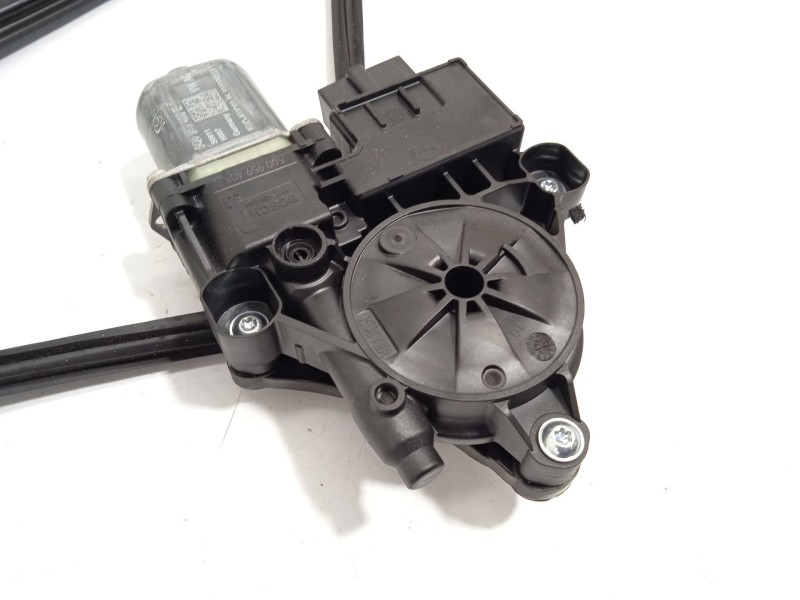 Recambio de elevalunas trasero derecho para skoda karoq (nu) 2.0 tdi referencia OEM IAM 5Q0959408E 575839462A 