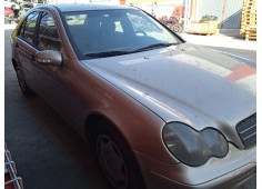 mercedes-benz clase c (w203) del año 2002 2