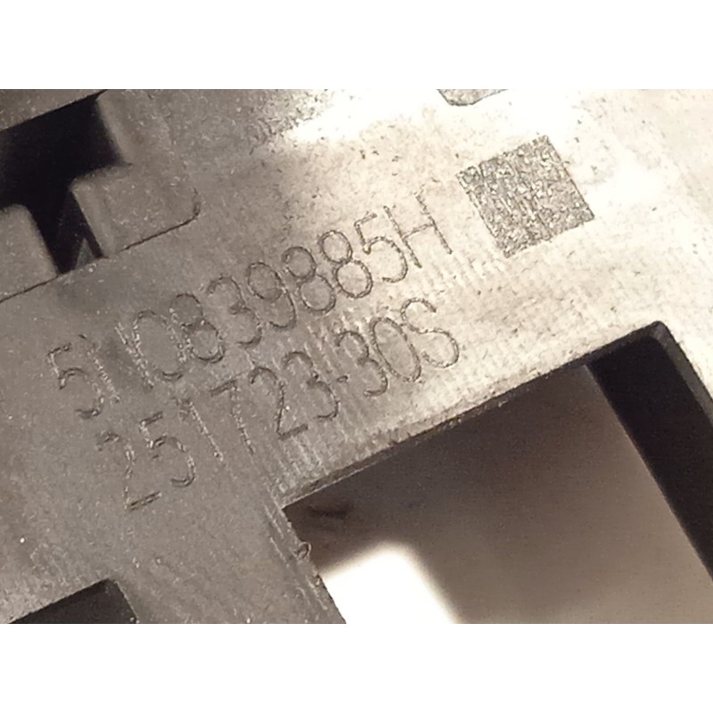 Recambio de maneta exterior trasera izquierda para skoda karoq (nu) 2.0 tdi referencia OEM IAM 5N0839885H  