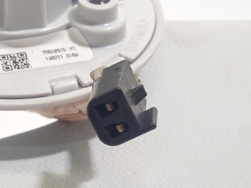 Recambio de parasol derecho para opel crossland x 1.2 referencia OEM IAM 39048970  