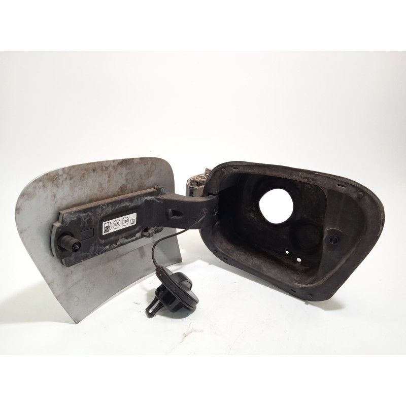 Recambio de tapa exterior combustible para opel crossland x 1.2 referencia OEM IAM 13461777  