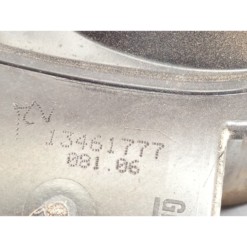 Recambio de tapa exterior combustible para opel crossland x 1.2 referencia OEM IAM 13461777  