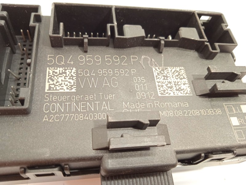 Recambio de centralita confort para skoda karoq (nu) 2.0 tdi referencia OEM IAM 5Q4959592P  