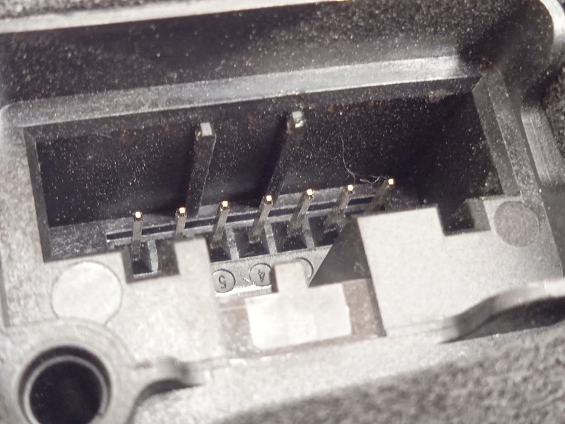 Recambio de cerradura puerta trasera derecha para skoda karoq (nu) 2.0 tdi referencia OEM IAM 5TA839016Q  