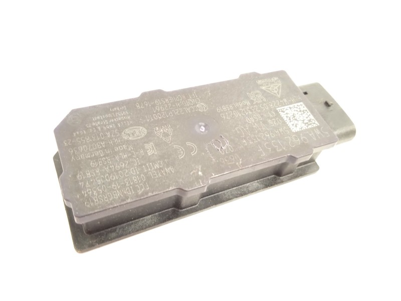 Recambio de antena para cupra formentor (km7) 1.5 tsi referencia OEM IAM 5WA962133F  