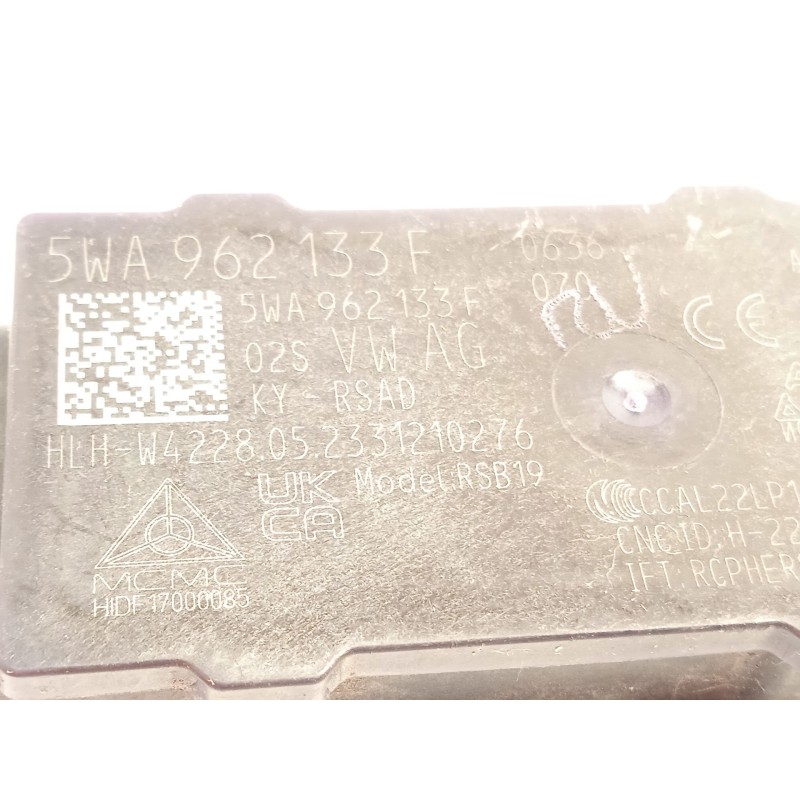 Recambio de antena para cupra formentor (km7) 1.5 tsi referencia OEM IAM 5WA962133F  