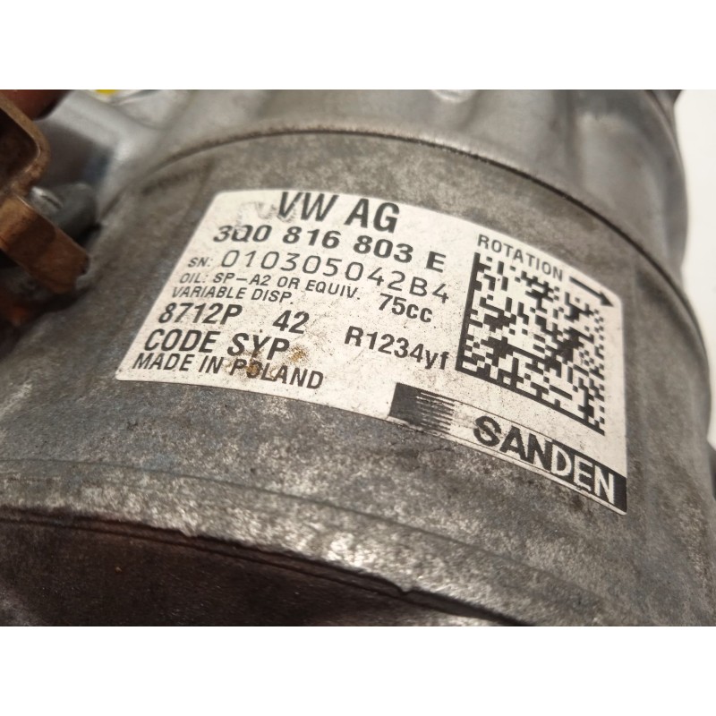 Recambio de compresor aire acondicionado para volkswagen polo 1.0 tsi referencia OEM IAM 3Q0816803E  