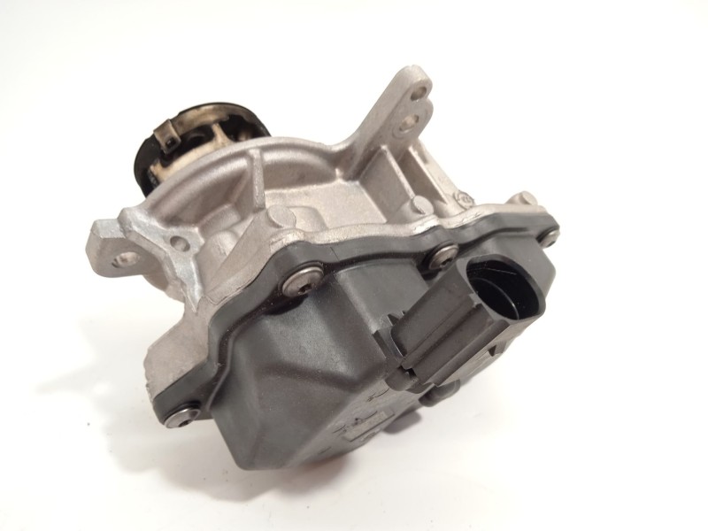 Recambio de valvula egr para skoda karoq (nu) 2.0 tdi referencia OEM IAM 05L131501M  