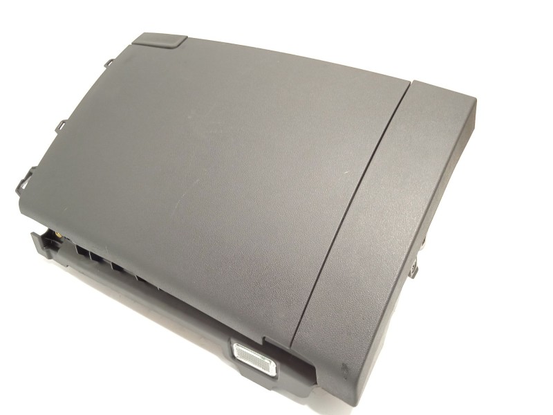 Recambio de guantera para skoda karoq (nu) 2.0 tdi referencia OEM IAM 57B857097E  