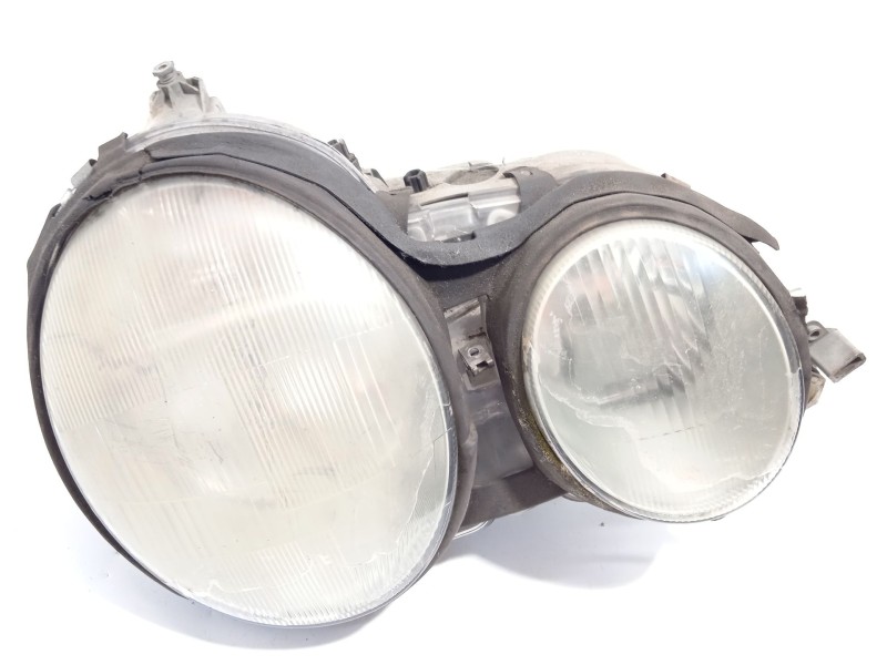Recambio de faro derecho para mercedes-benz clase e (w210) berlina 280 (210.063) referencia OEM IAM A2108200461  