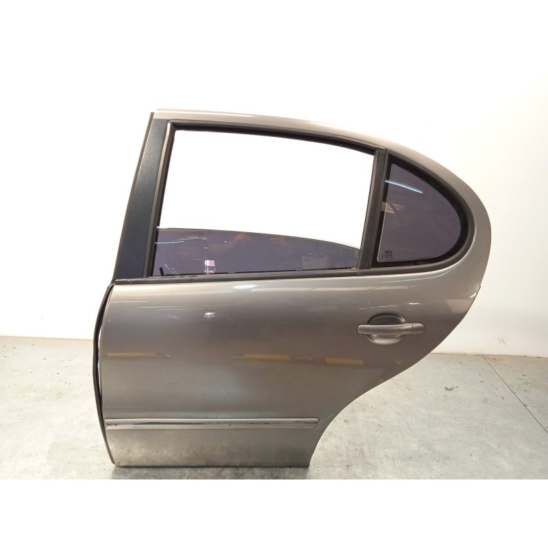 Recambio de puerta trasera izquierda para seat leon (1m1) signo referencia OEM IAM 1M0833055L 1M0833055M 