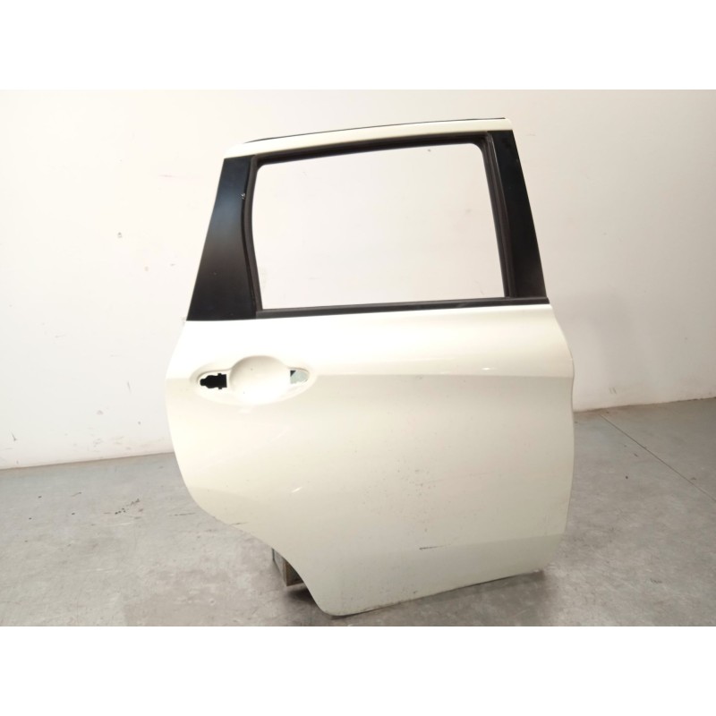 Recambio de puerta trasera derecha para nissan note visia referencia OEM IAM H21003VVMA  