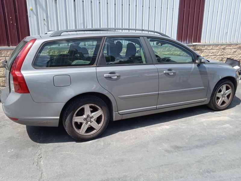 volvo v50 (545) del año 2008