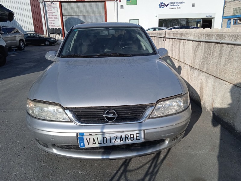 opel vectra b hatchback (j96) del año 2002