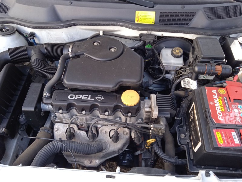 opel astra g hatchback (t98) del año 1999